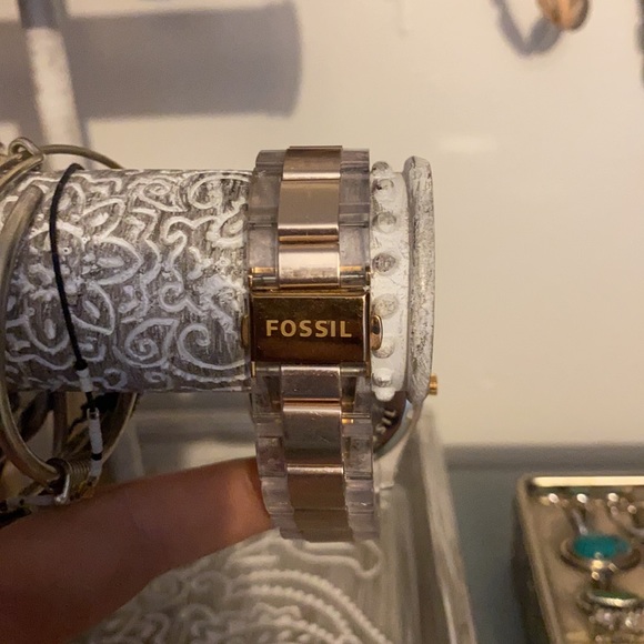 Fossil Watch - Picture 3 of 5